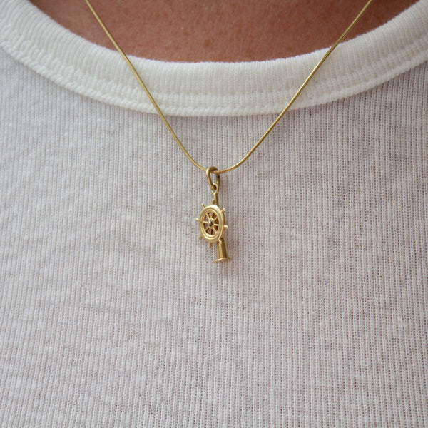 14K Articulated Captain’s Wheel Charm
