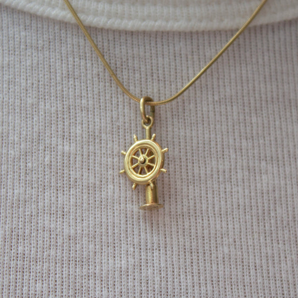 14K Articulated Captain’s Wheel Charm