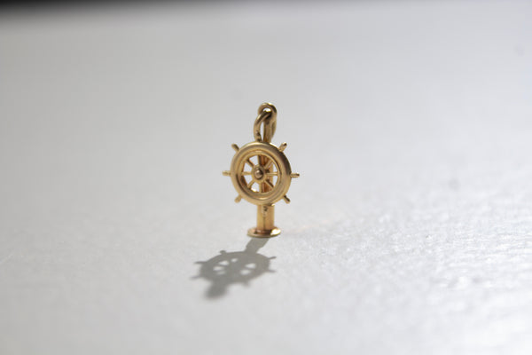 14K Articulated Captain’s Wheel Charm
